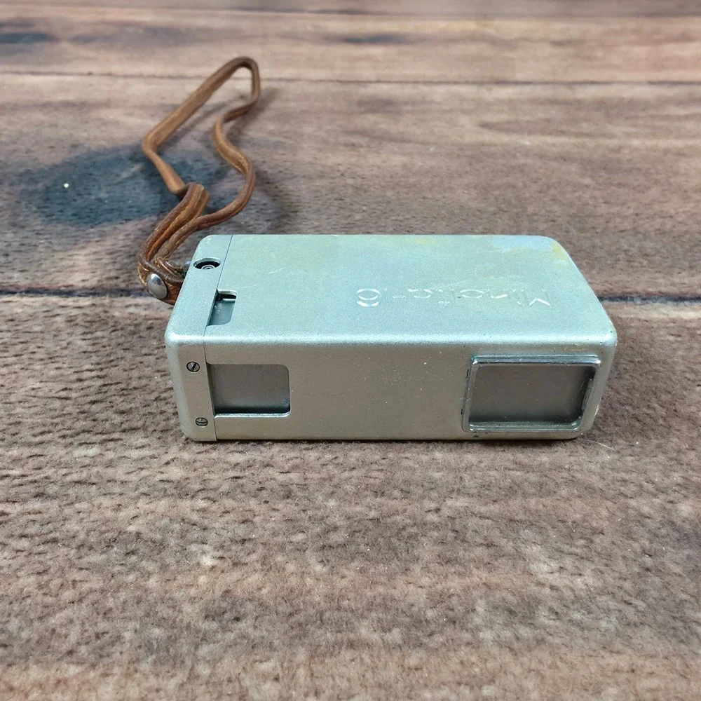 Minolta 16 Subminiature Camera Silver Good Vintage Spy Camera Kit Rokkor Lens